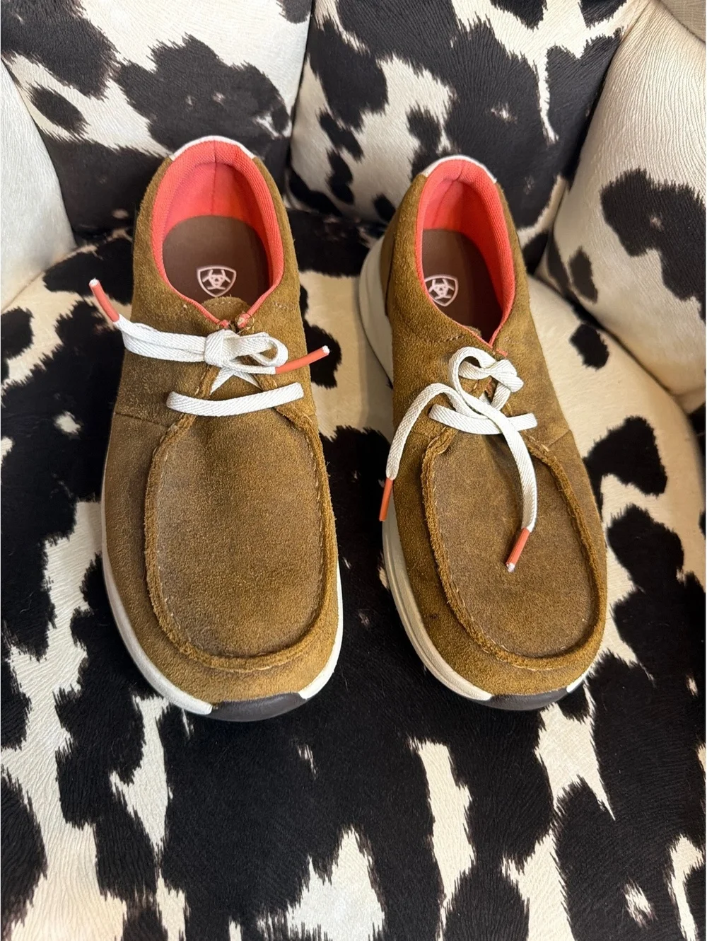 Ariat Casual Brown Suede Shoes size 8